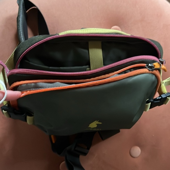 Cotopaxi Green and Orange Alpa 3L Fanny Pack - Picture 2 of 5